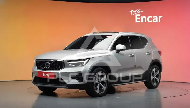 2023 Volvo XC40