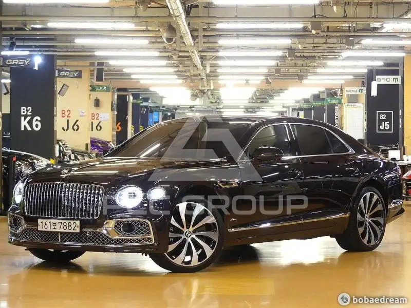 2023 Bentley Flying