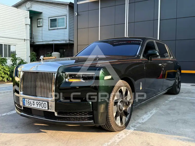 2023 Rolls Royce Phantom
