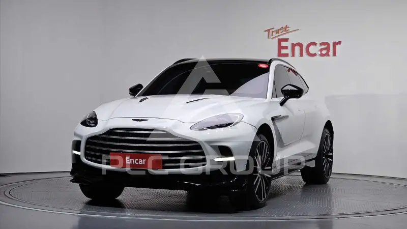 2023 Aston Martin DBX
