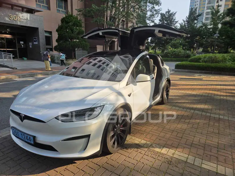 2023 Tesla Model X