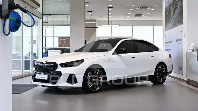 2024 BMW I5 M