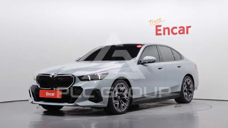 2024 BMW 530M