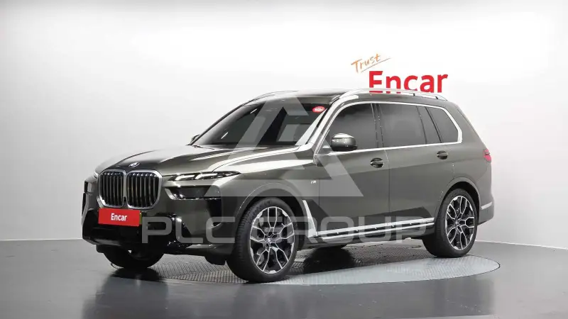 2024 BMW X7M