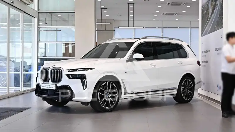 2024 BMW X7M