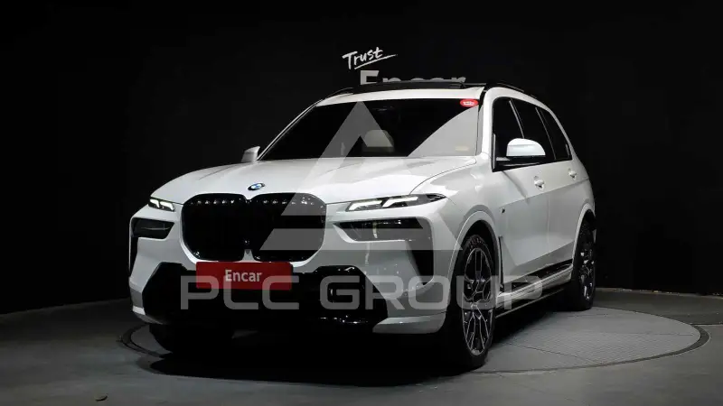 2024 BMW X7M