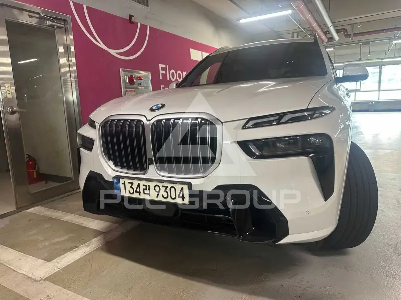 2024 BMW X7M