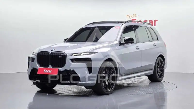 2024 BMW X7M