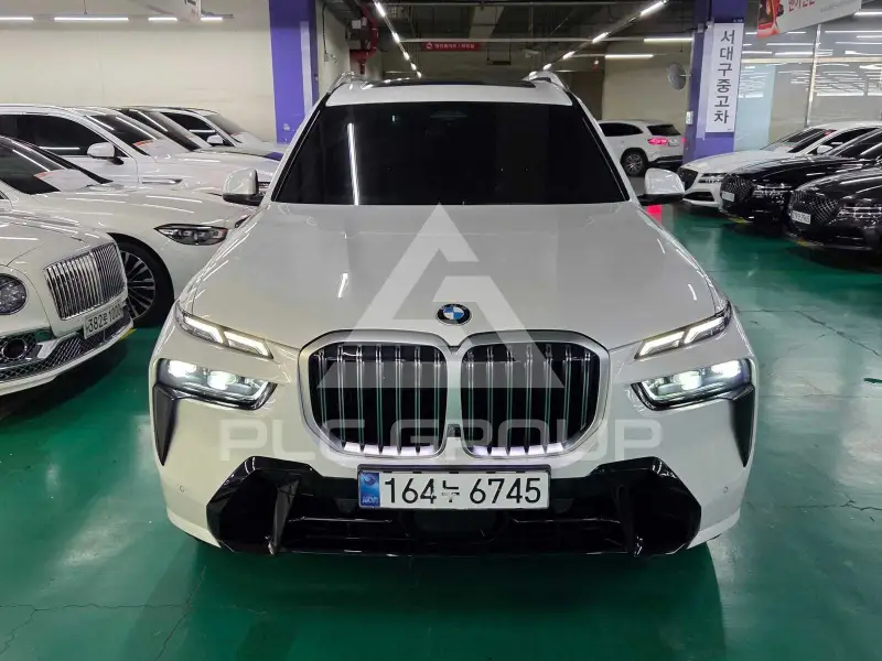 2024 BMW X7M
