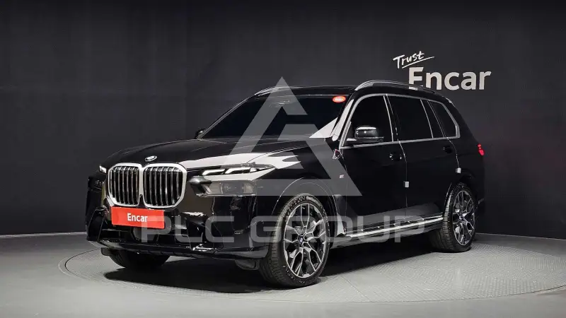 2024 BMW X7M