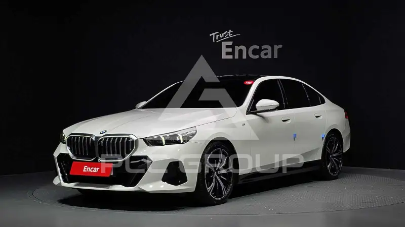 2024 BMW 530M
