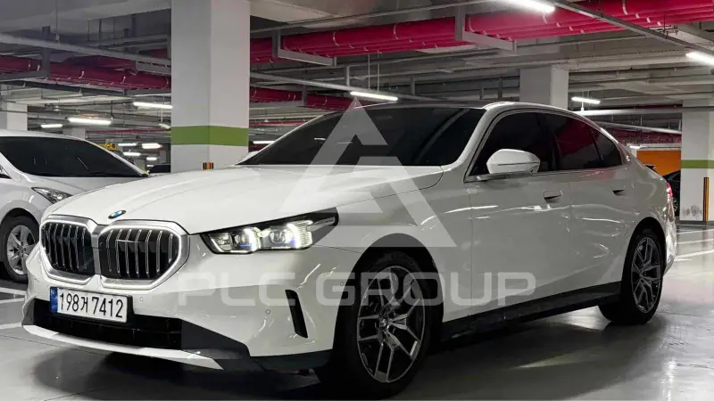 2024 BMW 530
