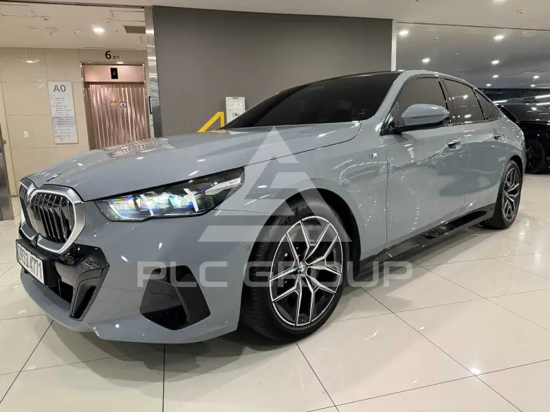 2024 BMW 520M
