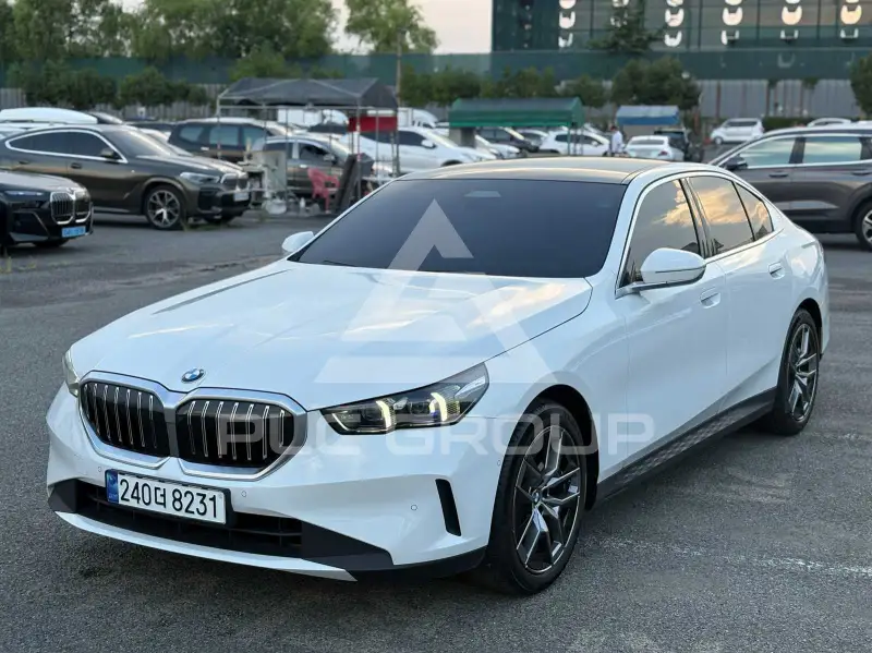 2024 BMW 520