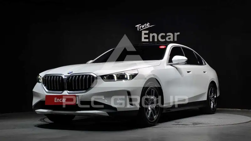 2024 BMW 520