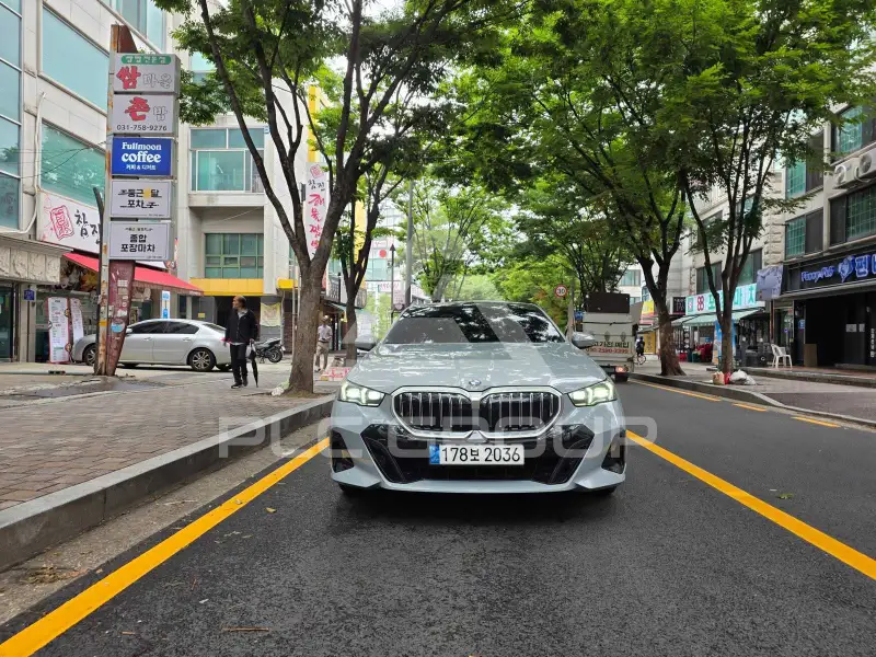 2024 BMW 520M