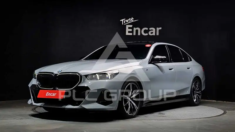 2024 BMW 530M