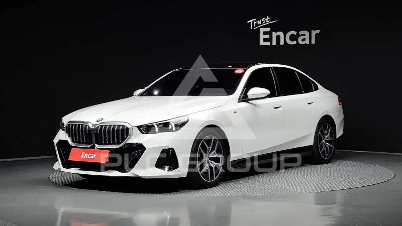2024 BMW 520M
