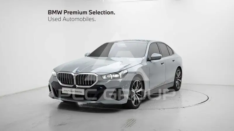 2024 BMW 530M