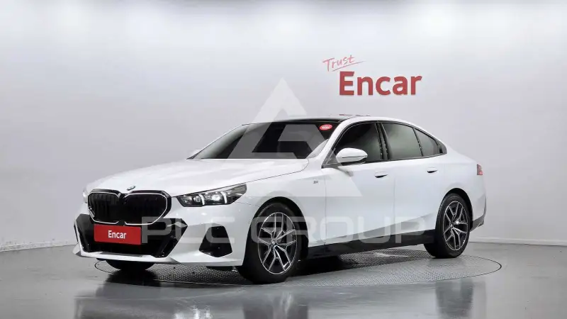 2024 BMW 520