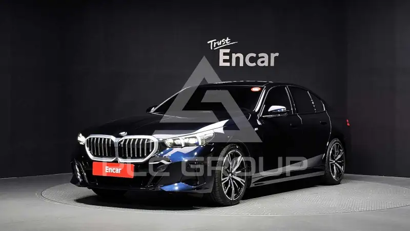 2024 BMW 530M