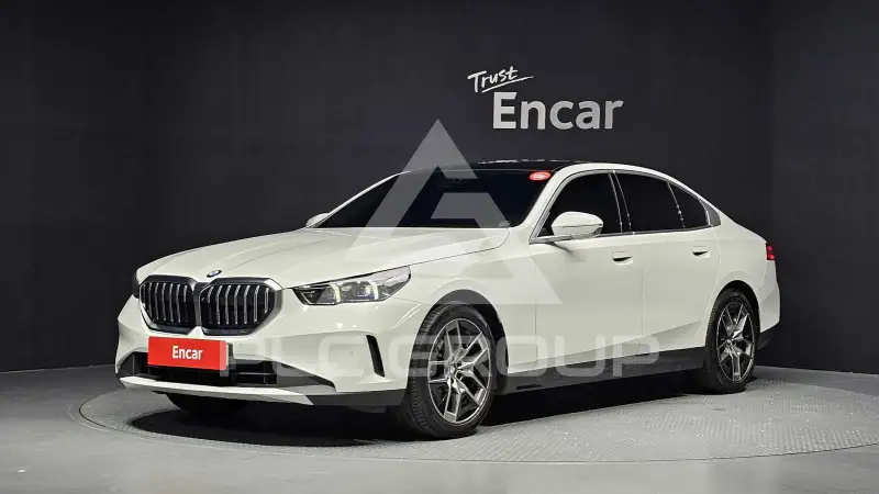 2024 BMW 520