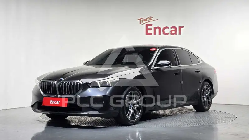 2024 BMW 520