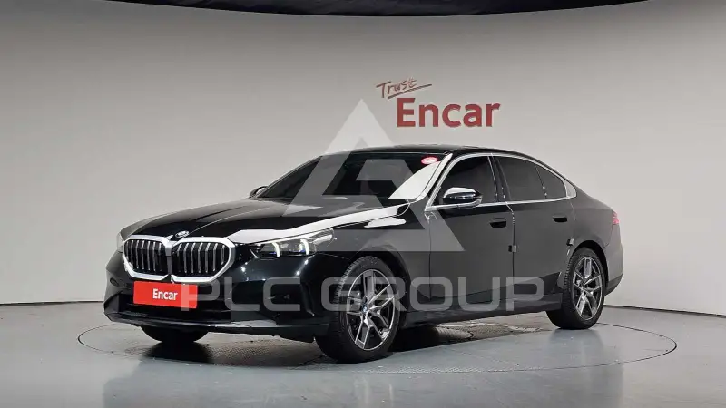 2024 BMW 530