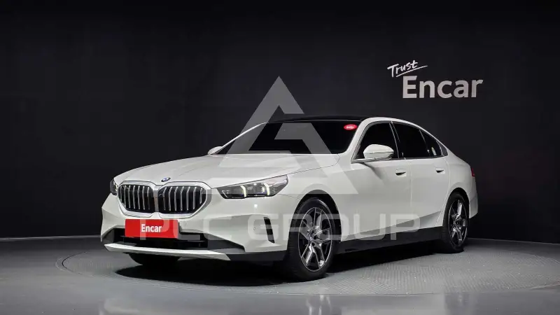 2024 BMW 530