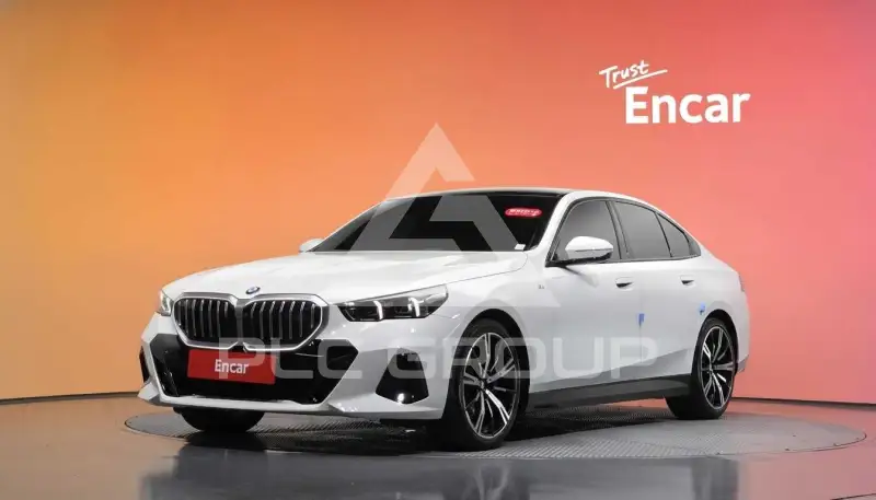2024 BMW 530M