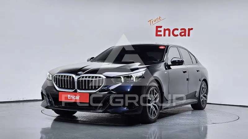 2024 BMW 520M