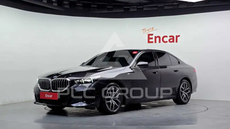 2024 BMW 520M