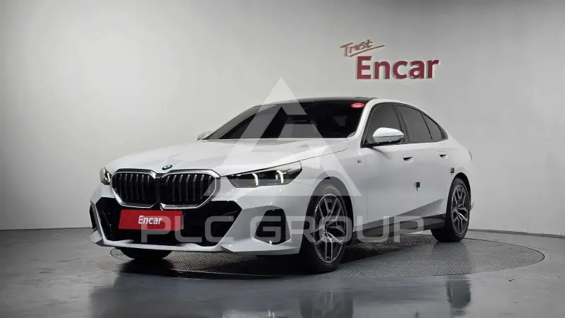 2024 BMW 520M