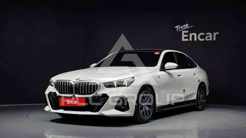 2024 BMW 520M