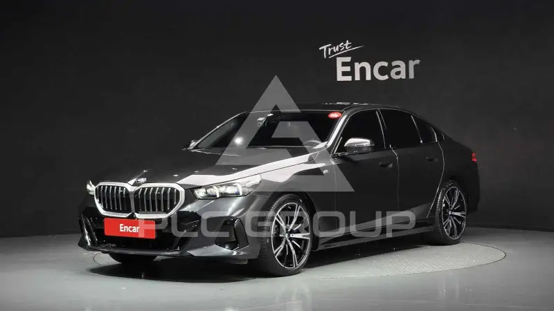 2024 BMW 530M