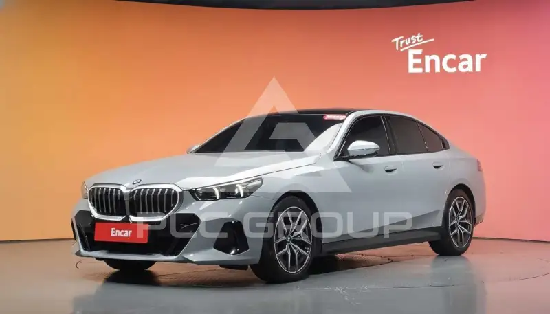 2024 BMW 520M