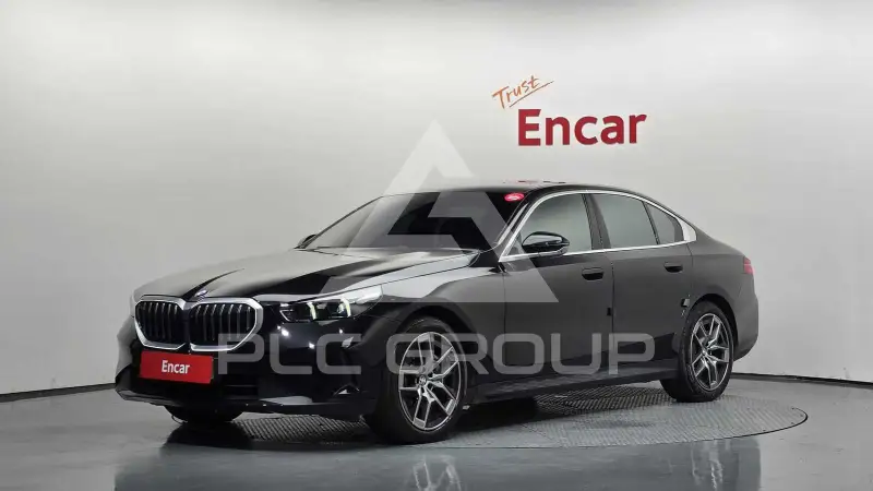 2024 BMW 530
