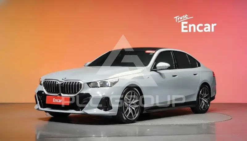 2024 BMW 520M