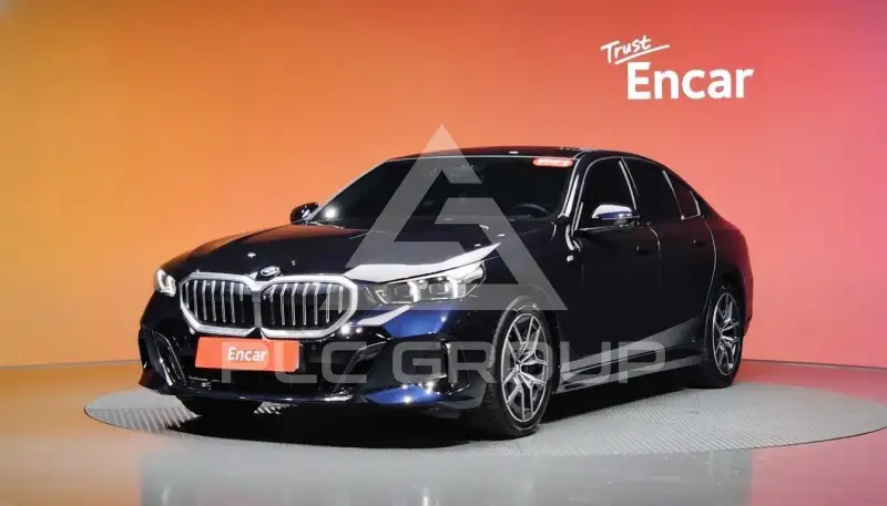 2024 BMW 520M