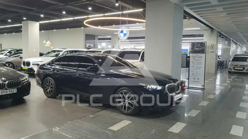 2024 BMW 520M