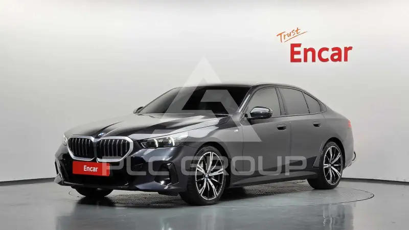 2024 BMW 530M