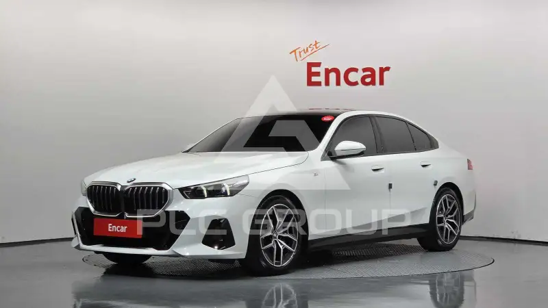 2024 BMW 520M