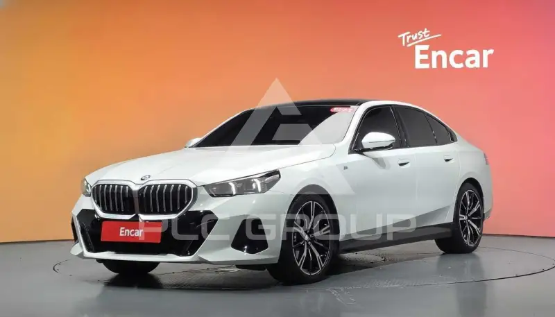 2024 BMW 530M