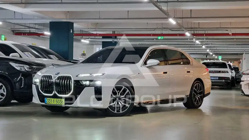 2024 BMW 740M