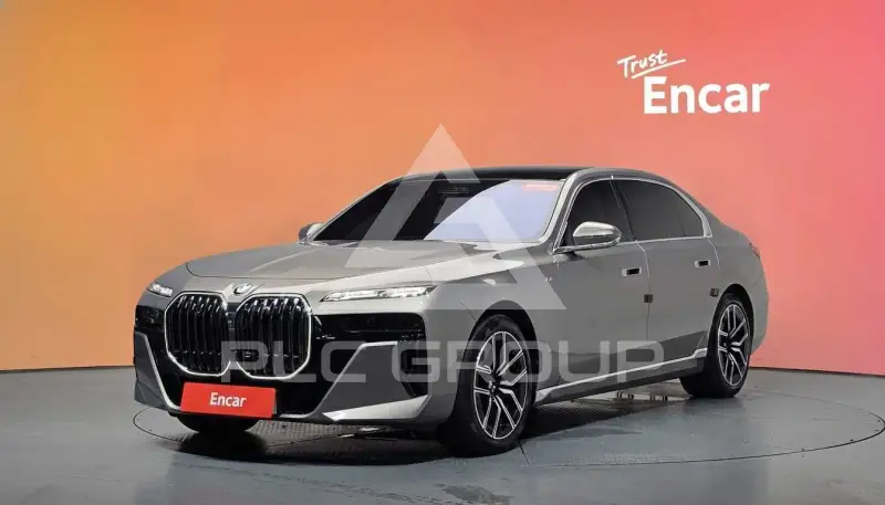 2024 BMW 740M