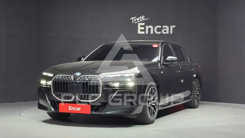 2024 BMW 740M