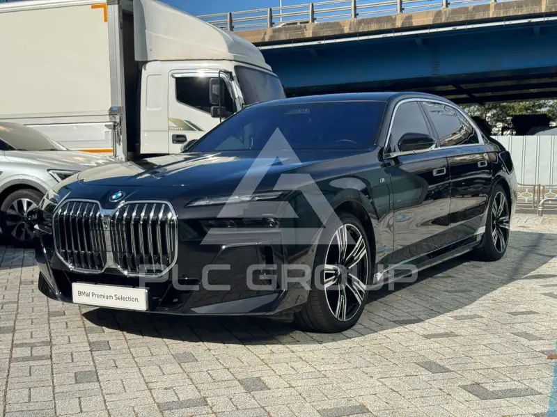 2024 BMW 750M