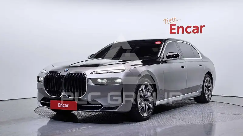2024 BMW 740M