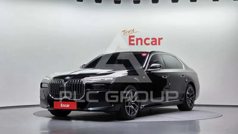2024 BMW 740M