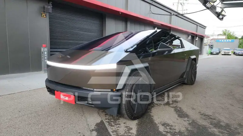 2024 Tesla Cybertruck